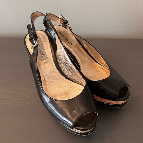 Steve Madden Black Cork Wedges - Picture 2 of 7